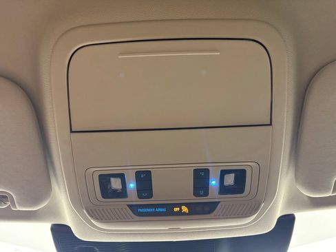 Used 2021 Ford Explorer 2WD image 31