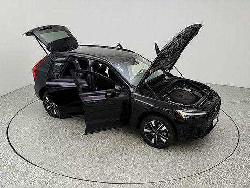 New 2026 Volvo XC60 T8 Plus w/ Climate Package AWD/4WD image 34