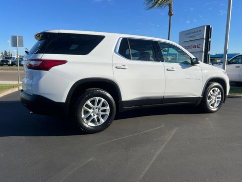 Used 2020 Chevrolet Traverse LS FWD image 16