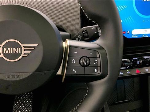 Certified 2025 MINI Cooper S image 19