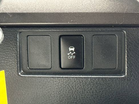 Used 2019 Toyota Tundra SR5 w/ SR5 Upgrade Package RWD image 26