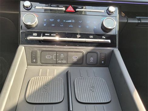 New 2025 Hyundai Santa Fe Calligraphy image 10