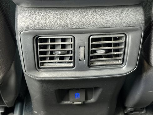 Used 2024 Toyota RAV4 LE image 17