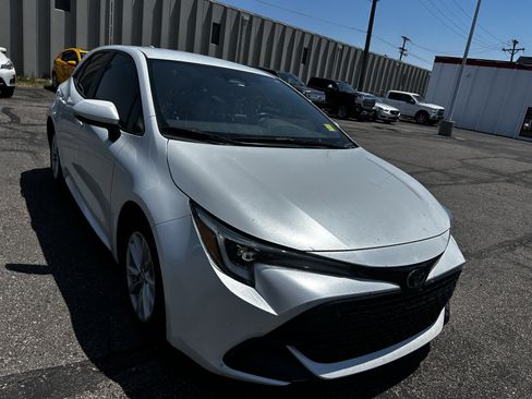 Used 2023 Toyota Corolla SE FWD image 7