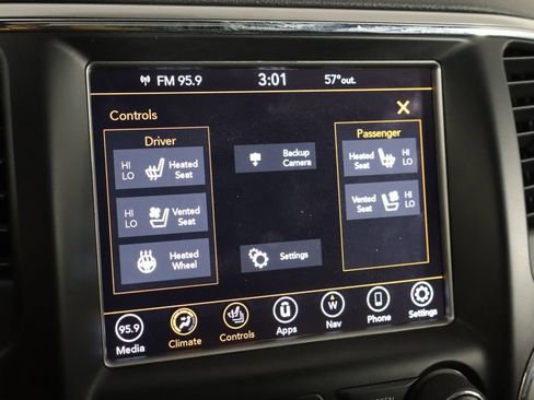 Used 2018 Jeep Grand Cherokee Trailhawk w/ Trailhawk Luxury Group image 34