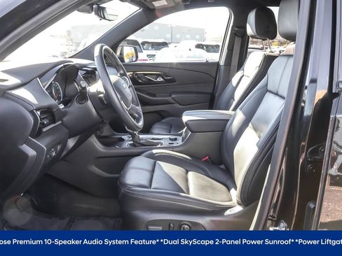 Used 2023 Chevrolet Traverse RS w/ LPO, Floor Liner Package image 6