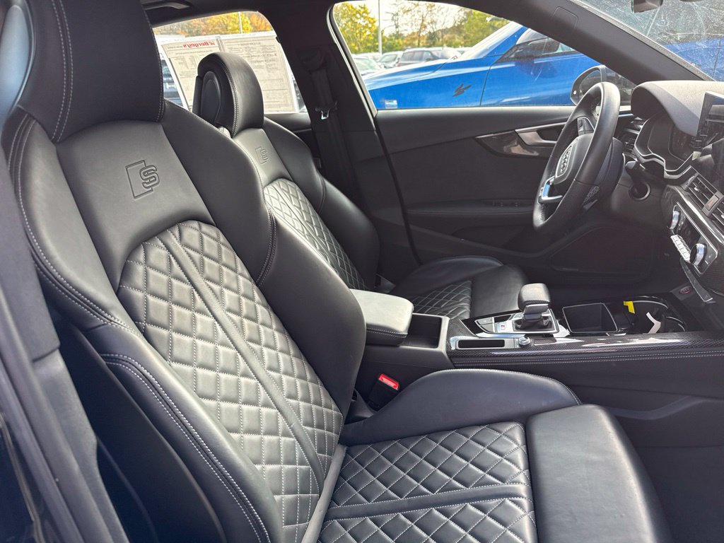 Used 2024 Audi S4 Premium Plus w/ Premium Plus Package AWD/4WD image 6