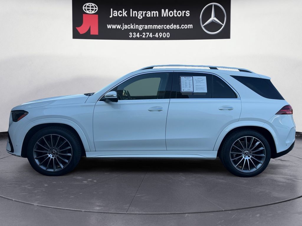 Used 2024 Mercedes-Benz GLE 450 4MATIC image 2