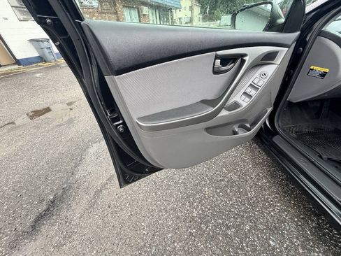 Used 2012 Hyundai Elantra GLS w/ Preferred Pkg 3 FWD image 52