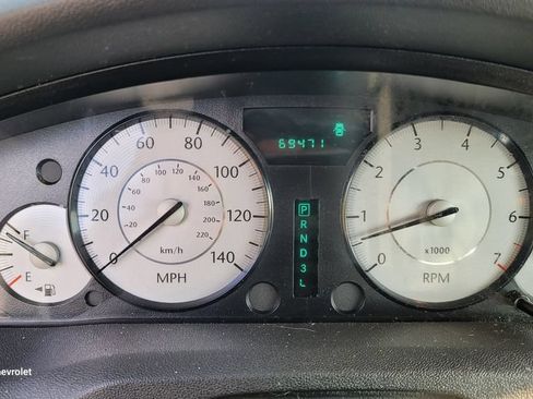 Used 2009 Chrysler 300 Touring RWD image 9
