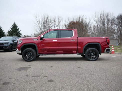 Used 2022 GMC Sierra 1500 SLT w/ SLT Premium Plus Package image 45