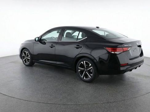 Used 2025 Nissan Sentra SV image 6