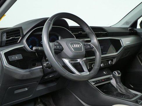 Used 2024 Audi Q3 2.0T Premium AWD/4WD image 5