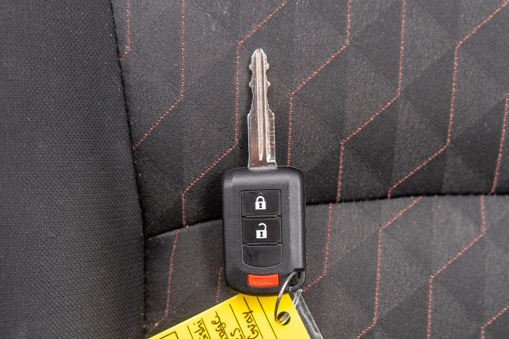 Used 2024 Mitsubishi Mirage ES FWD image 29