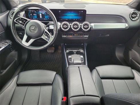 Used 2020 Mercedes-Benz GLB 250 4MATIC image 16