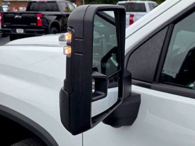 Used 2025 Chevrolet Silverado 3500 LT w/ Safety Package AWD/4WD image 21
