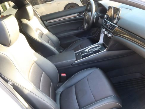 Used 2022 Honda Accord Sport image 26