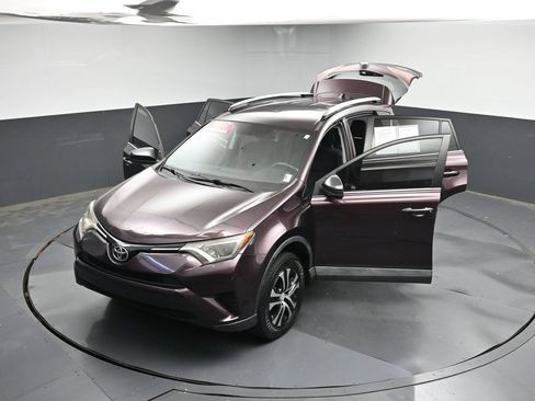 Used 2016 Toyota RAV4 LE FWD image 45
