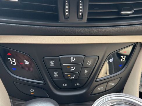Used 2020 Buick Envision Premium image 19