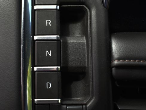 Used 2023 Chevrolet Tahoe High Country AWD/4WD image 28