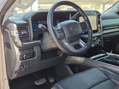Used 2024 Ford F250 Lariat w/ Lariat Ultimate Package AWD/4WD image 10