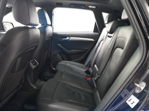 Used 2017 Audi Q5 2.0T Premium Plus w/ Technology Package image 31