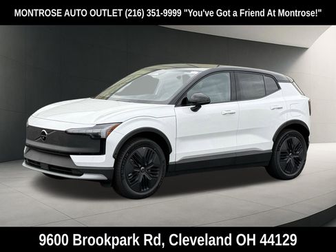 New 2026 Volvo EX30 Cross Country Ultra w/ Protection Package Premier AWD/4WD image 2