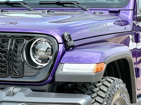 New 2026 Jeep Gladiator Sport AWD/4WD image 16