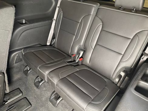 Used 2023 GMC Acadia Denali image 18