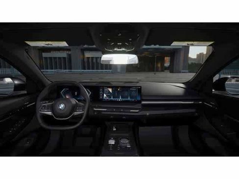 Used 2026 BMW 530i image 10