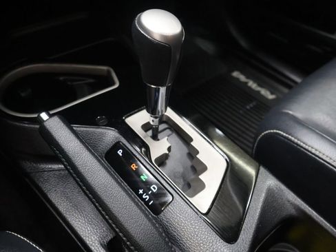 Used 2016 Toyota RAV4 Limited w/ Advanced Technology Package FWD image 27