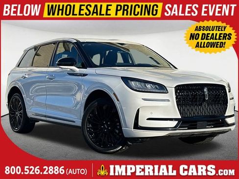 Used 2025 Lincoln Corsair AWD w/ Equipment Group 101A image 1