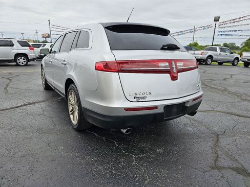Used 2014 Lincoln MKT AWD image 42