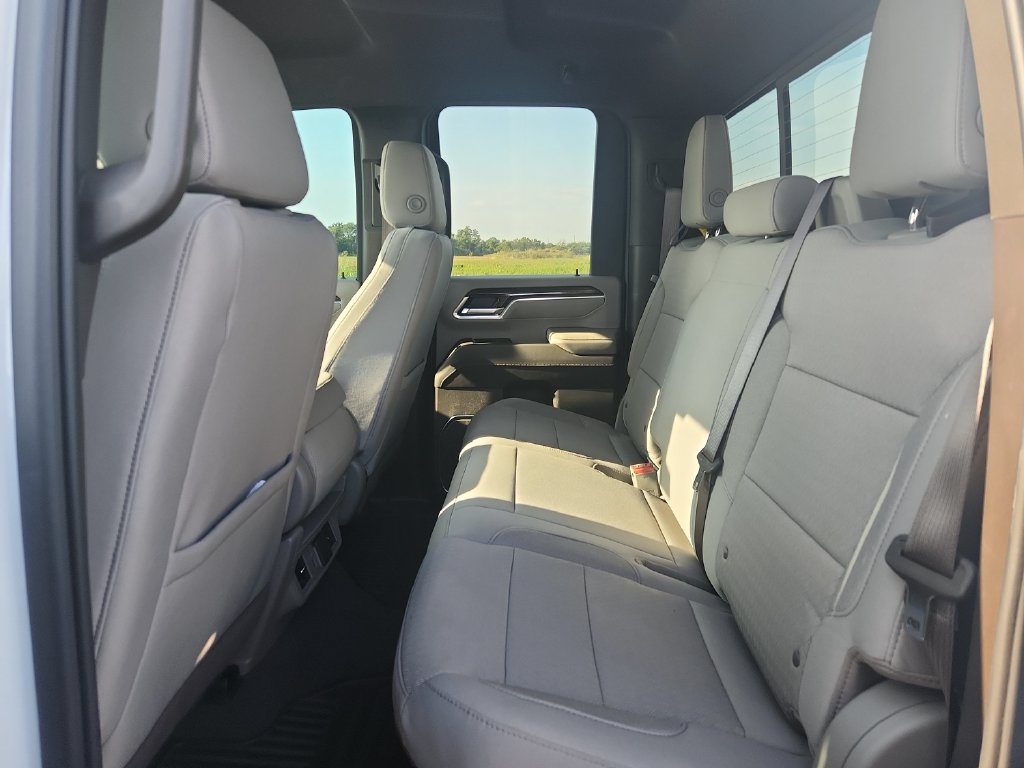 Used 2025 GMC Sierra 3500 SLE w/ SLE Value Package AWD/4WD image 25