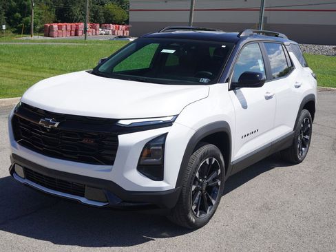 New 2026 Chevrolet Equinox RS w/ Convenience Package III image 8