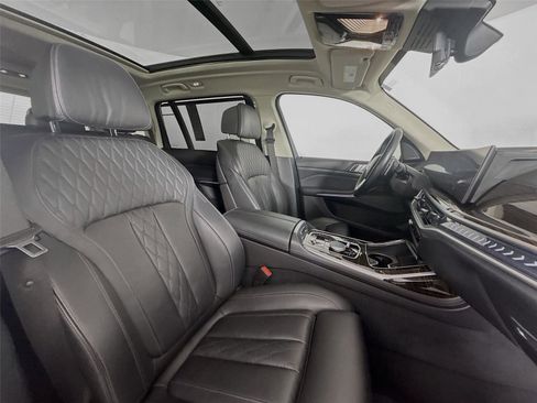 Used 2023 BMW X7 xDrive40i image 48