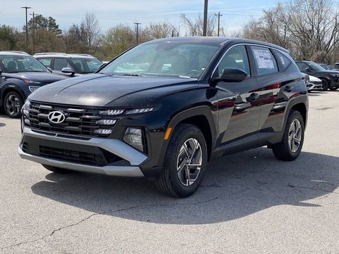 New 2026 Hyundai Tucson Blue SE w/ Tow & Go Package AWD/4WD image 3