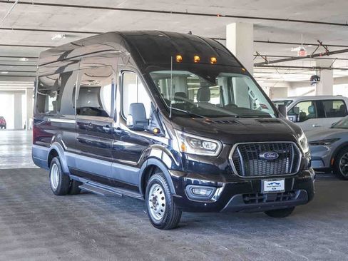 Used 2023 Ford Transit 350 XLT RWD image 3