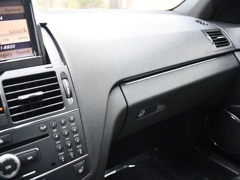 Used 2009 Mercedes-Benz C 63 AMG Sedan image 31