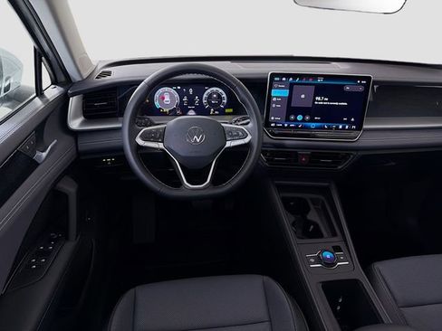 New 2026 Volkswagen Tiguan SE image 23