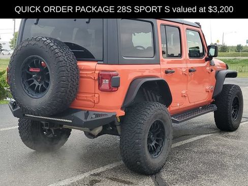 Used 2018 Jeep Wrangler Unlimited Sport S AWD/4WD image 8