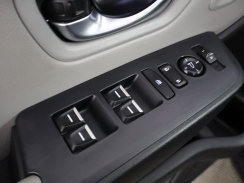 Used 2023 Honda Pilot Touring image 42