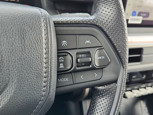 New 2026 Toyota Tacoma SR5 AWD/4WD image 17