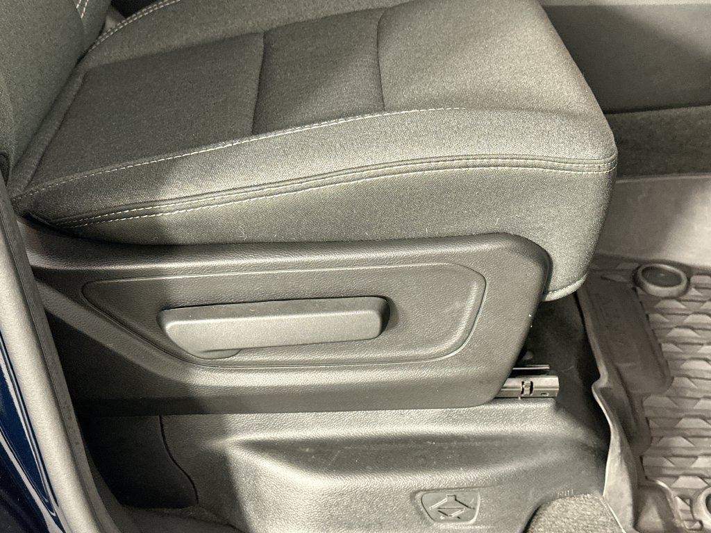 Used 2020 RAM 1500 Big Horn AWD/4WD image 23