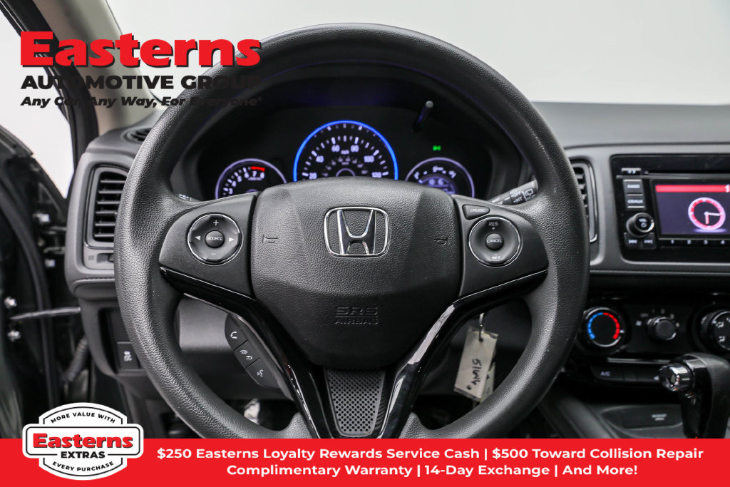 Used 2018 Honda HR-V LX image 11
