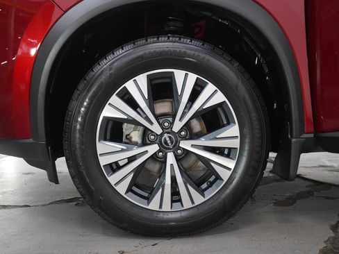 Used 2023 Nissan Rogue SV w/ SV Premium B Package AWD/4WD image 30