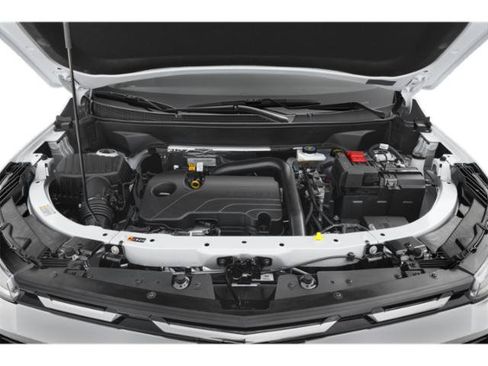 New 2027 Chevrolet Equinox LT w/ Safety and Technology Package FWD image 17