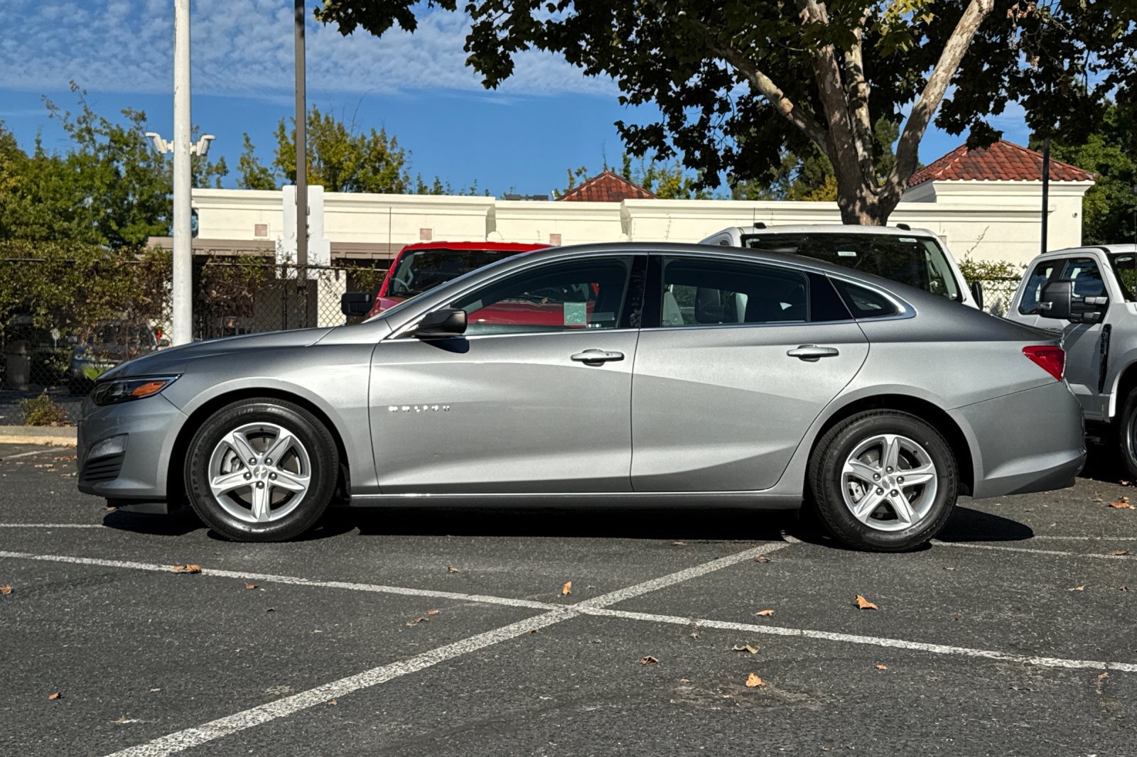 Used 2023 Chevrolet Malibu LS w/ Driver Confidence Package FWD image 8