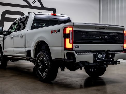 Used 2026 Ford F250 Platinum AWD/4WD image 36