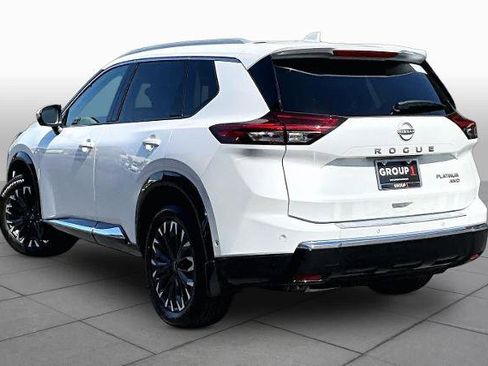 Certified 2025 Nissan Rogue Platinum w/ Platinum Premium Package AWD/4WD image 12